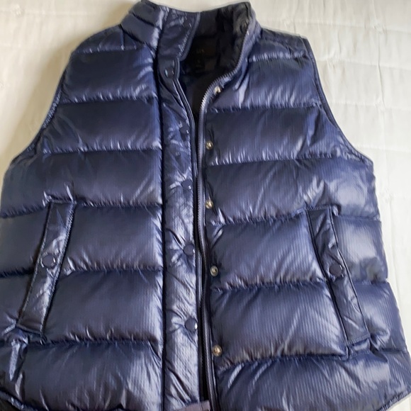 J. Crew Jackets & Blazers - J Crew Medium Navy Puffer Vest with down